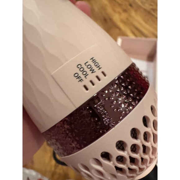💕 L’ange Le Volume 75mm 2-in-1 Volumizing Brush Dryer – Light Pink – Gently Use - Picture 9 of 10